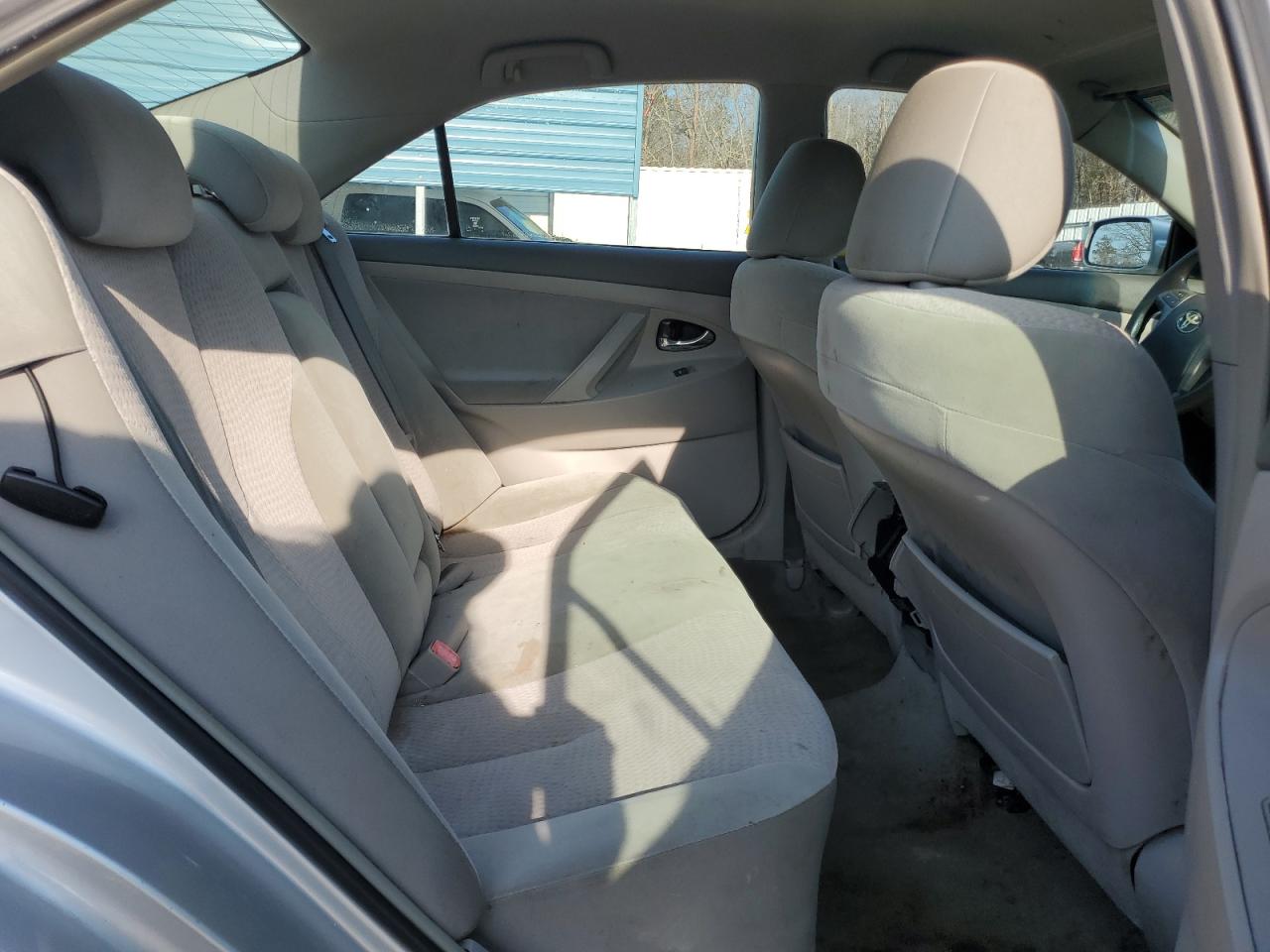 2011 Toyota Camry - Image 10