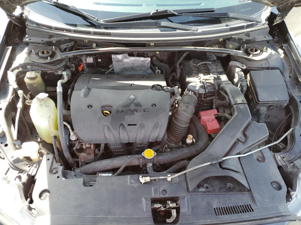 2010 Mitsubishi Lancer - Image 12