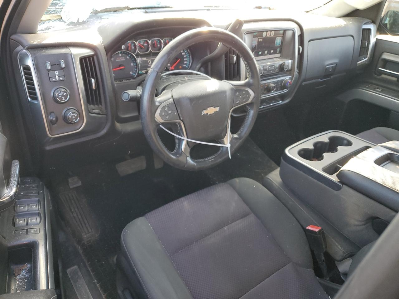 2015 Chevrolet Silverado - Image 8