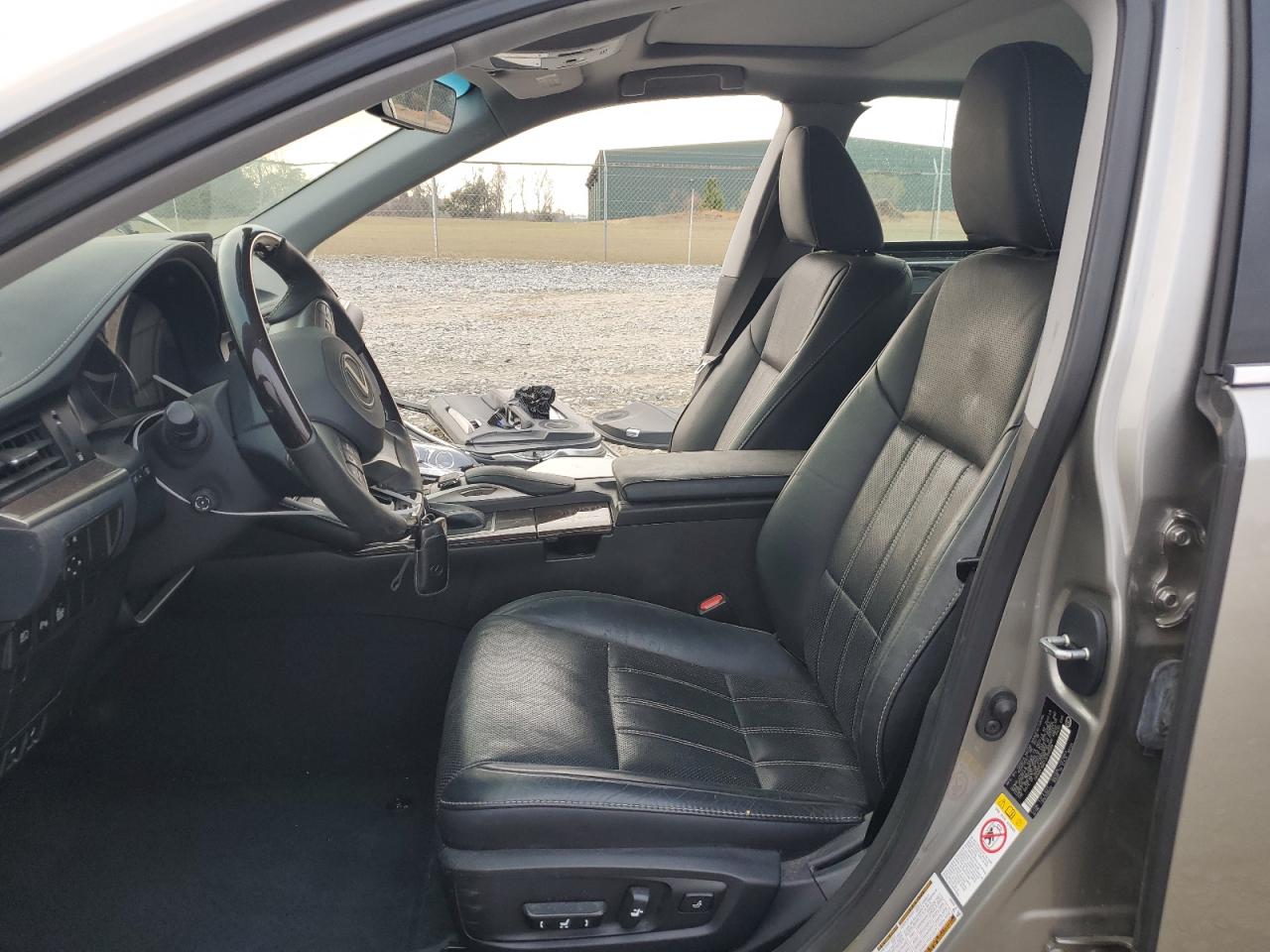 2018 Lexus ES - Image 7