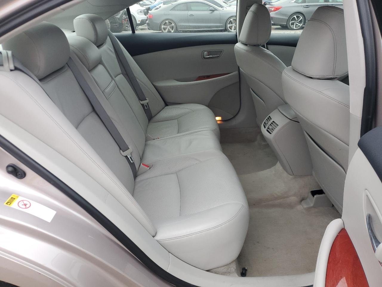 2007 Lexus ES - Image 10