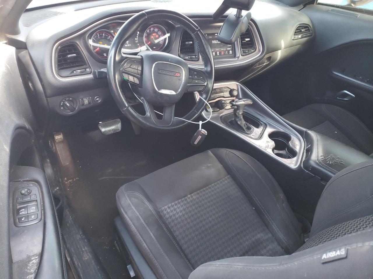 2019 Dodge Challenger - Image 8