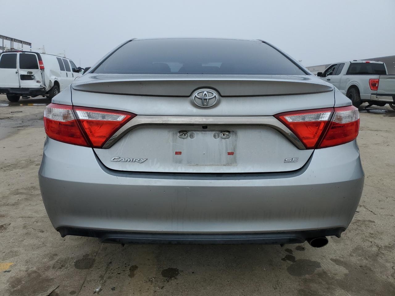 2016 Toyota Camry - Image 6
