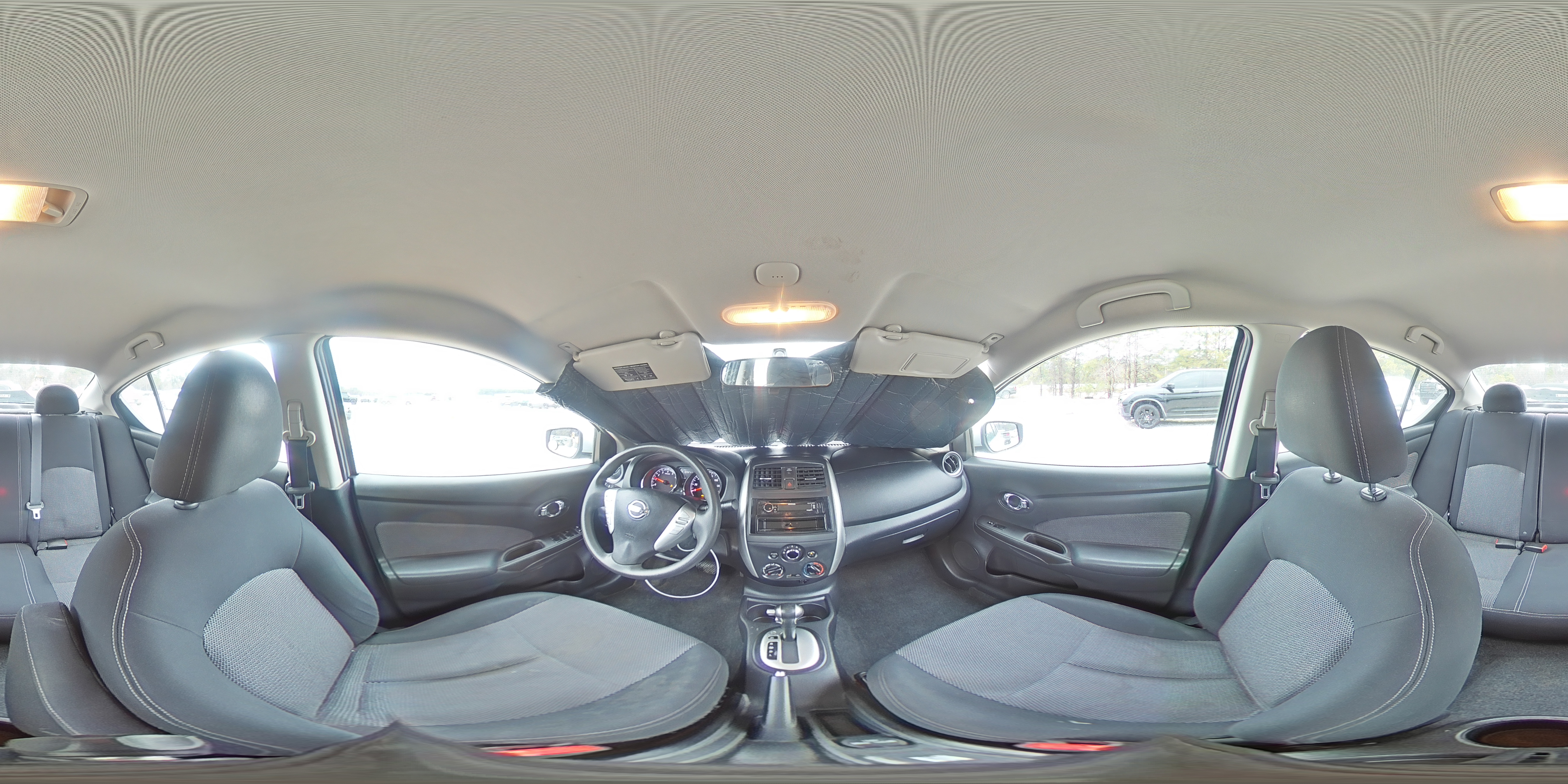 2015 Nissan Versa - Image 15