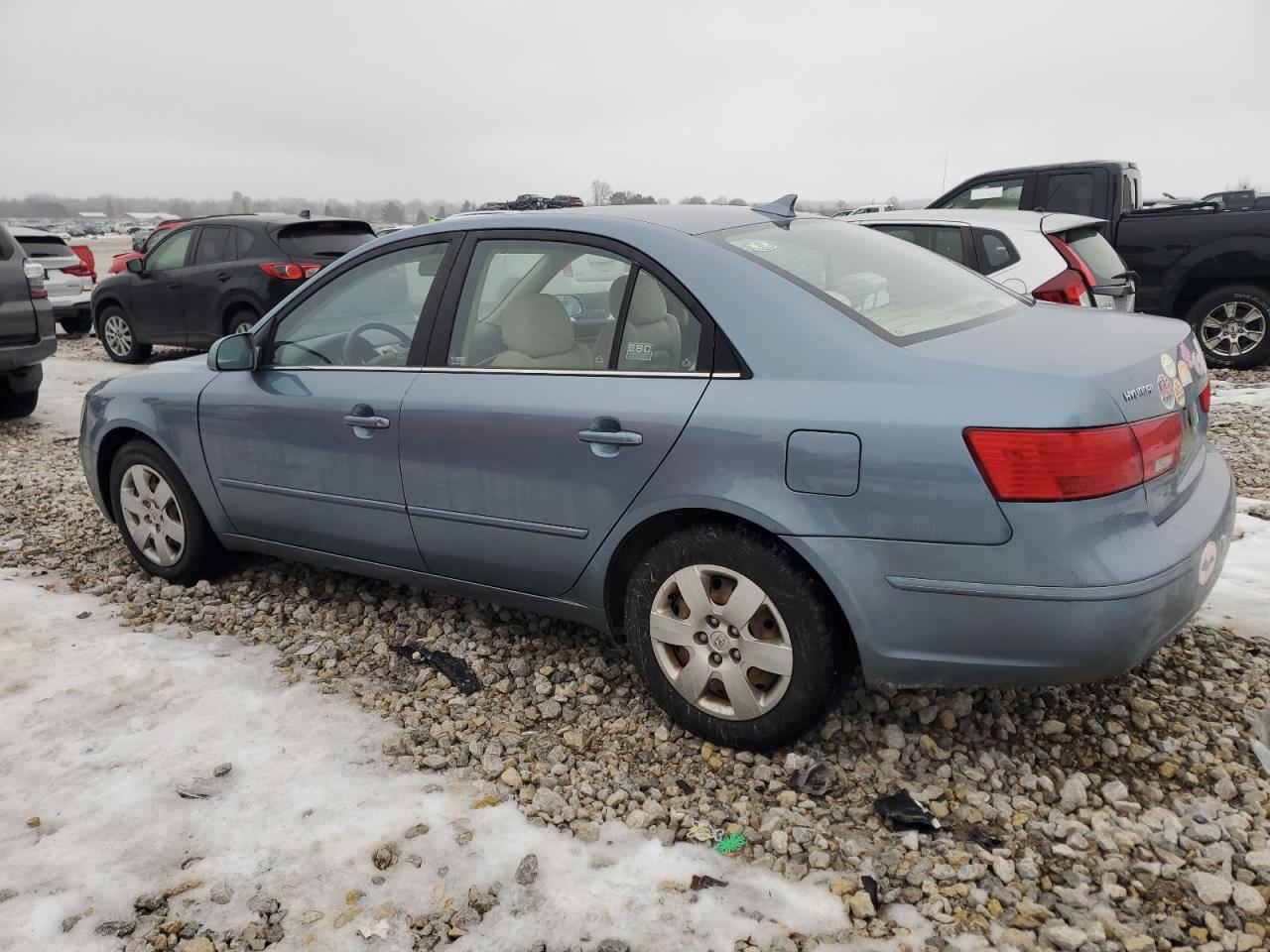 2009 Hyundai Sonata - Image 2