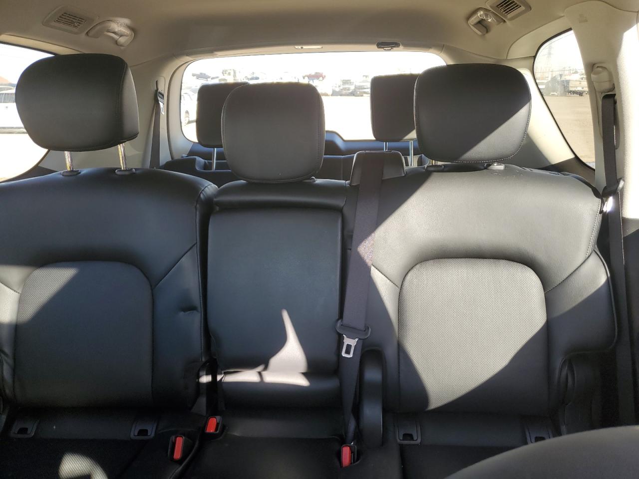 2024 Nissan Armada - Image 10
