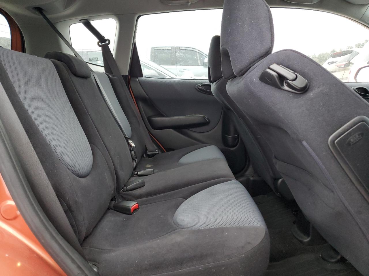 2008 Honda Fit - Image 10
