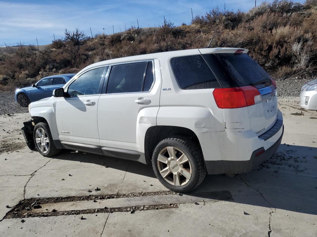 2011 GMC Terrain - Image 2