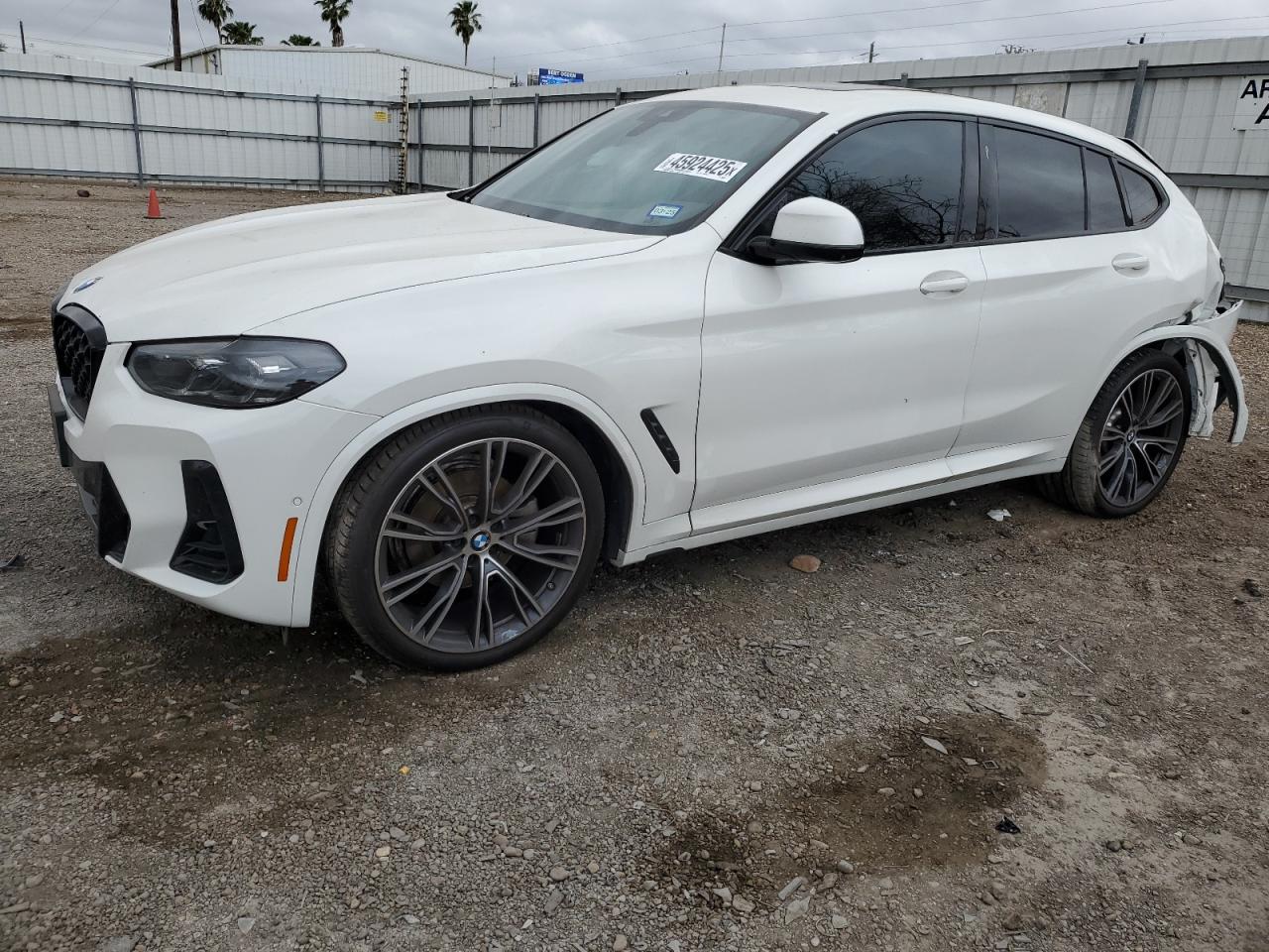 2023 BMW X4 - Image 1