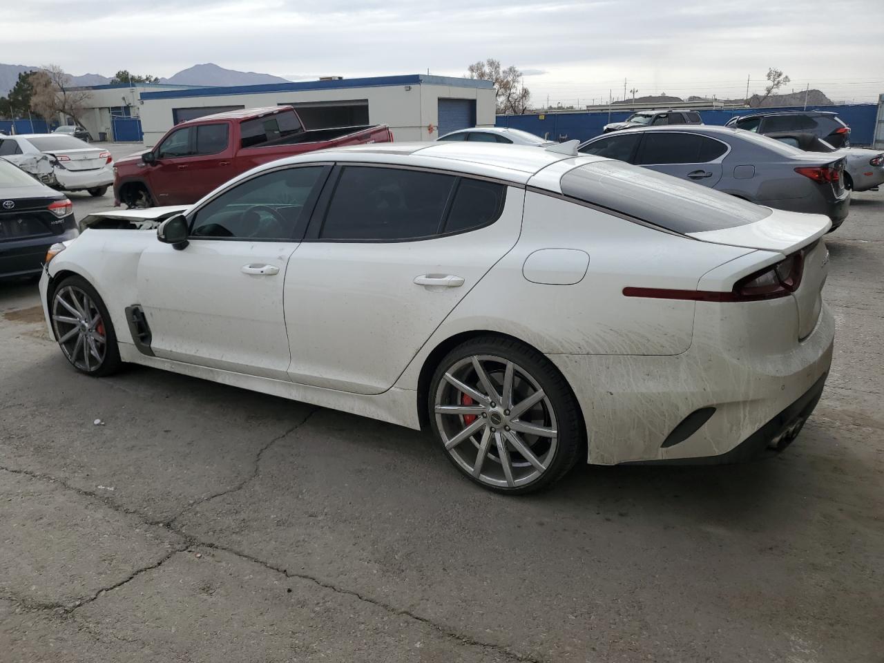 2021 Kia Stinger - Image 2