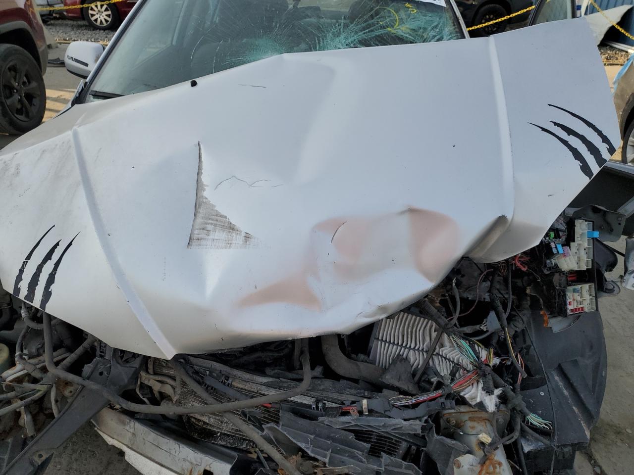 2004 Mazda 3 - Image 11