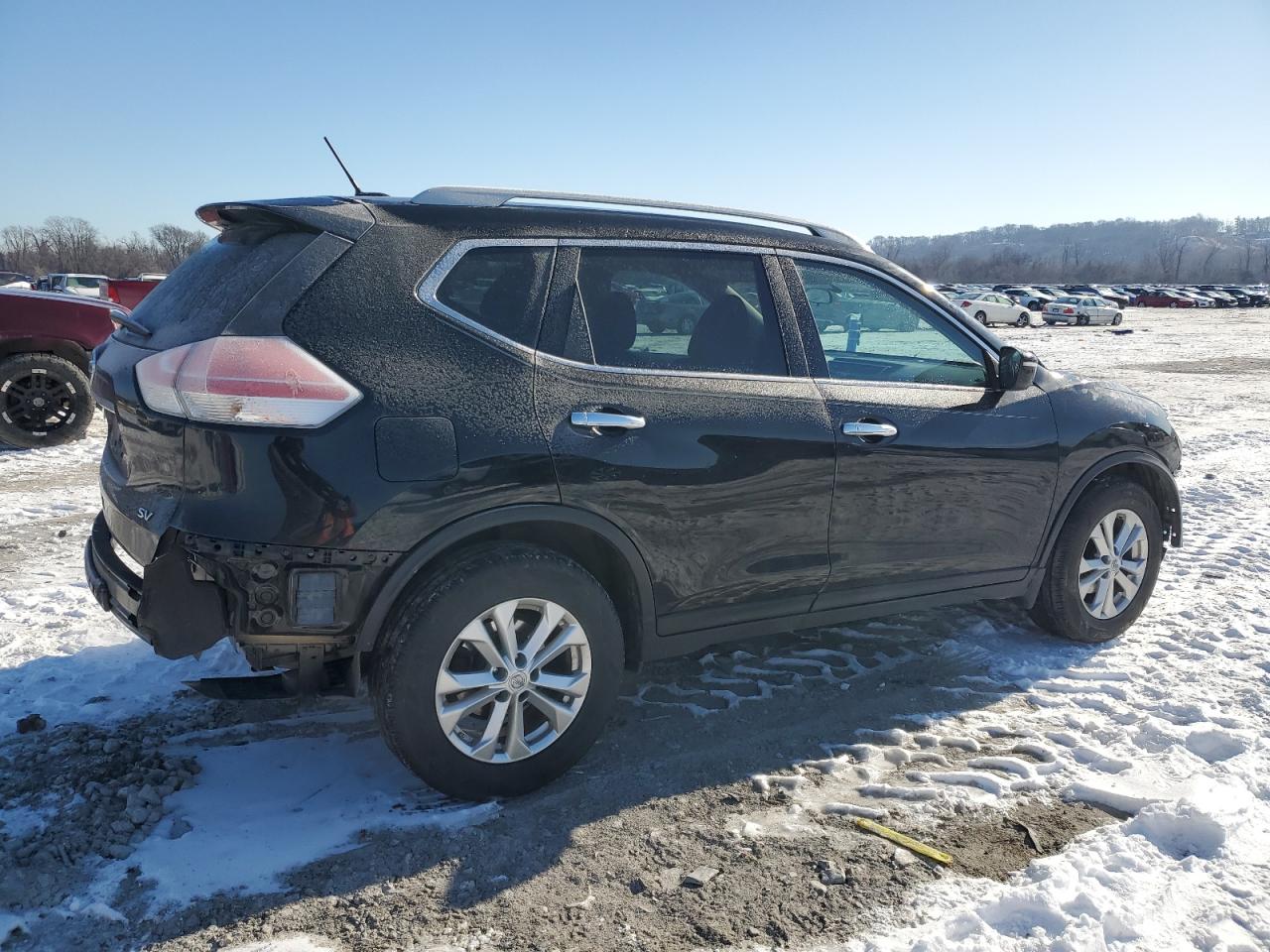 2015 Nissan Rogue - Image 3