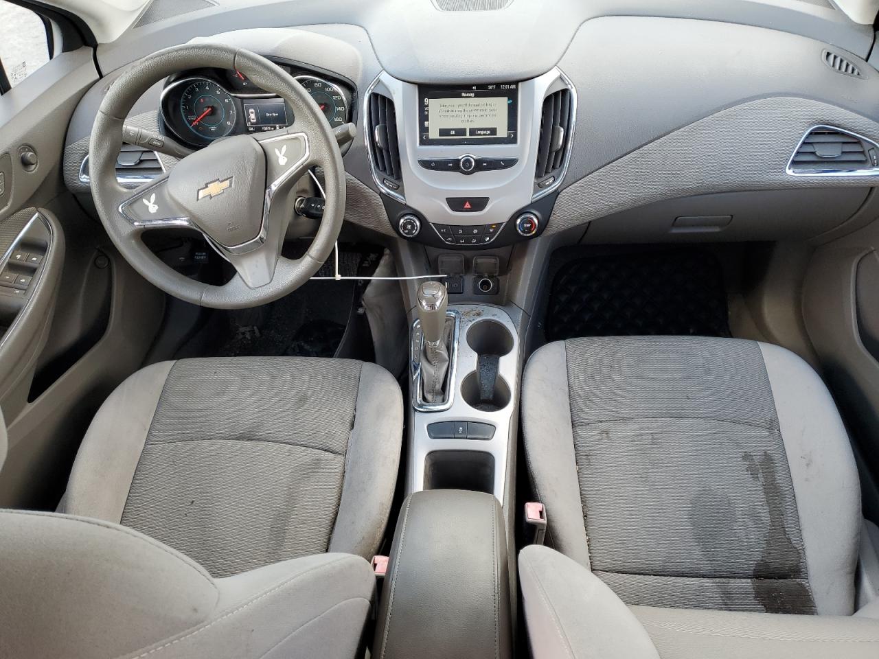 2017 Chevrolet Cruze - Image 8