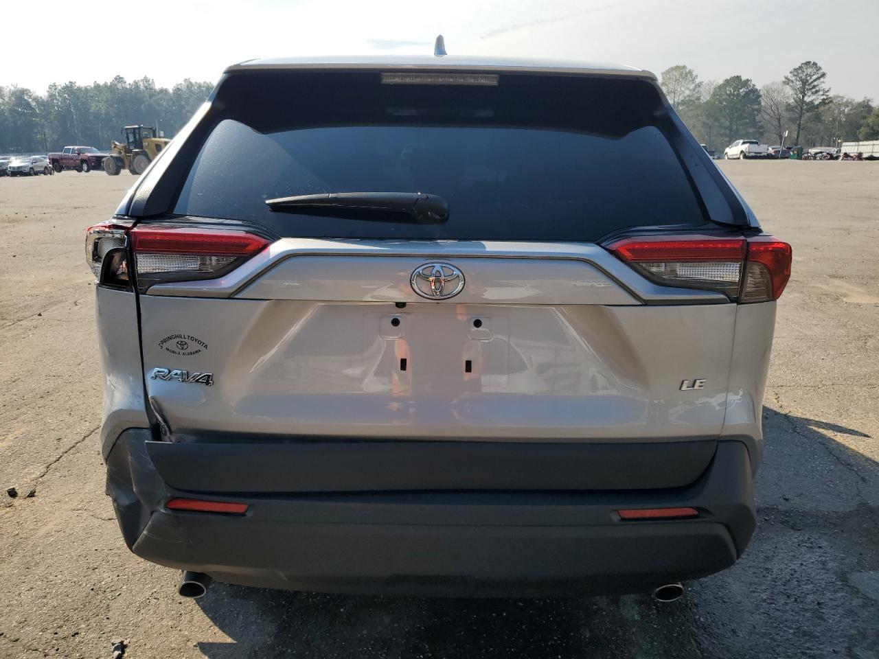 2024 Toyota RAV 4 - Image 6
