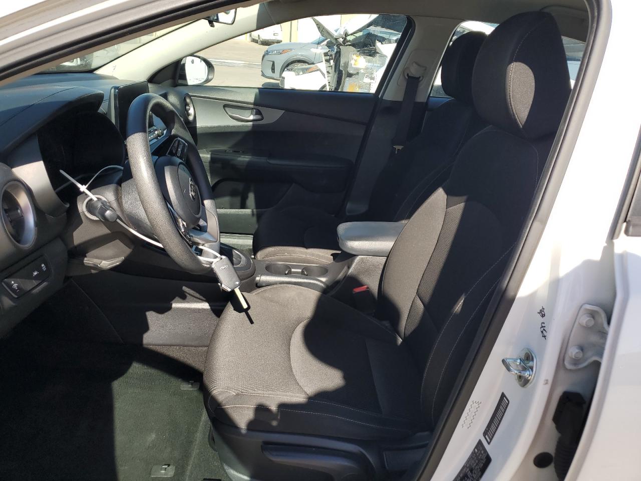 2021 Kia Forte - Image 7