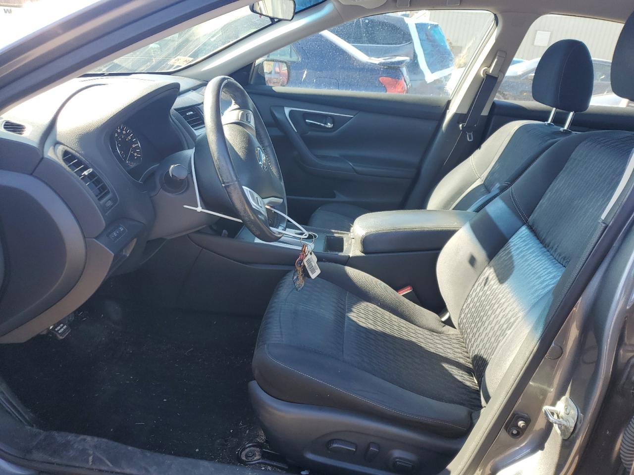 2017 Nissan Altima - Image 7