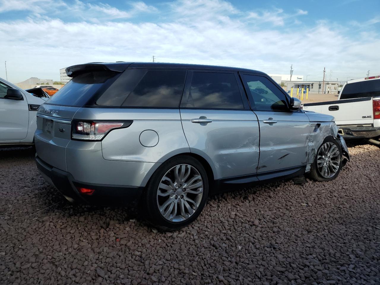 2015 Land Rover Range Rover - Image 3