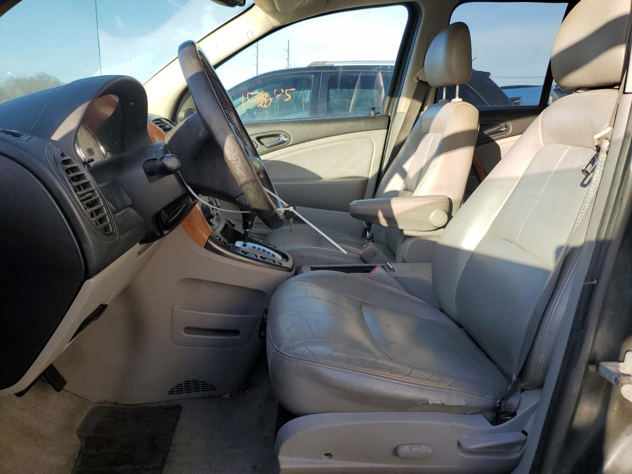 2006 Saturn VUE - Image 7