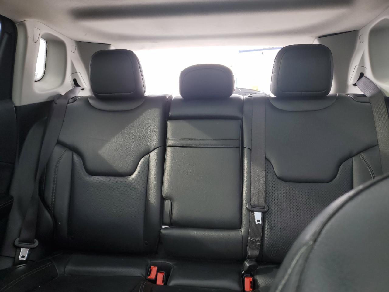 2020 Jeep Compass - Image 10