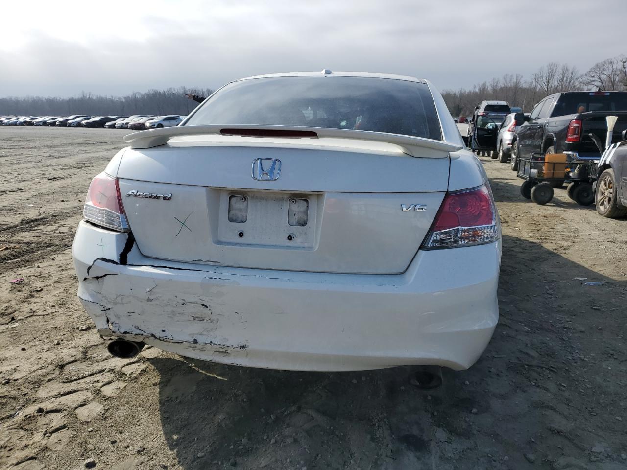 2010 Honda Accord - Image 6