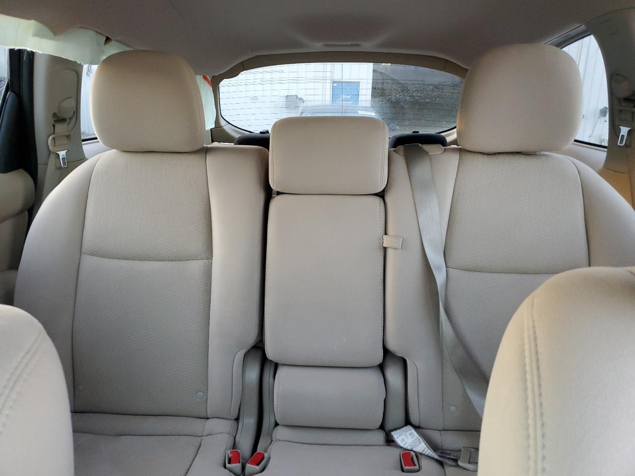 2015 Nissan Pathfinder - Image 10