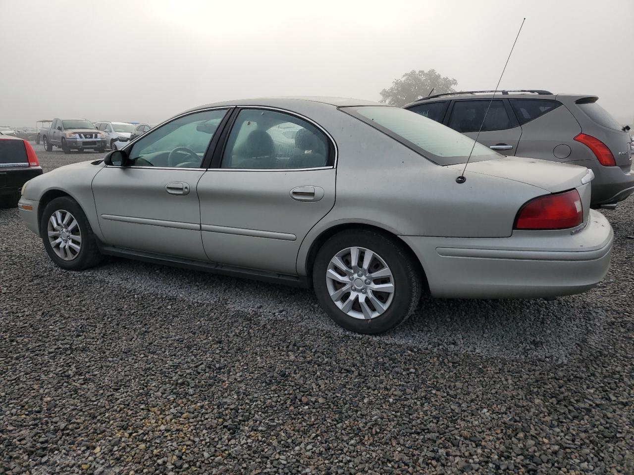 2003 Mercury Sable - Image 2