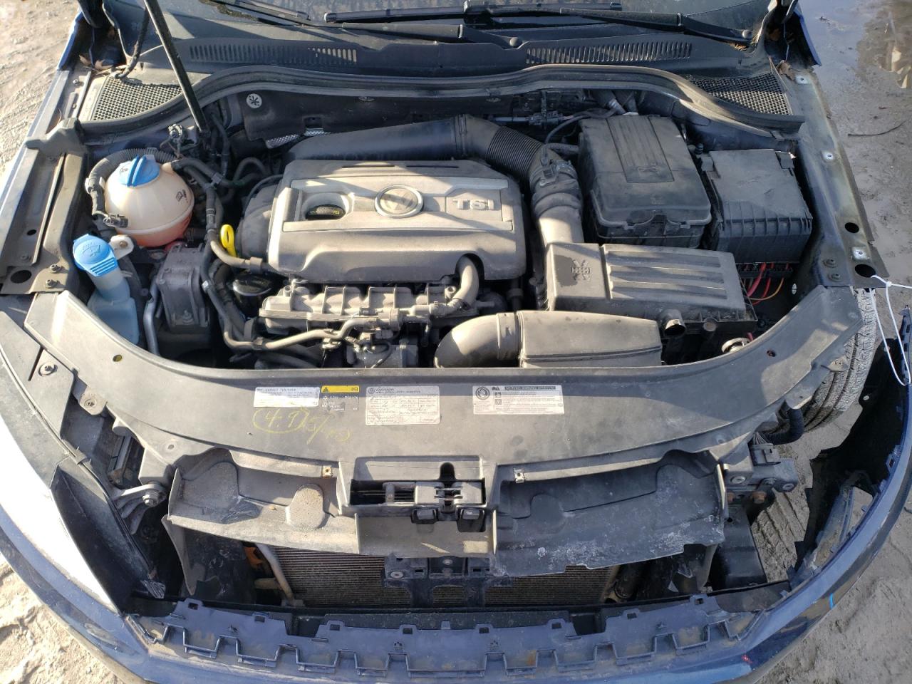 2016 Volkswagen Passat CC - Image 11