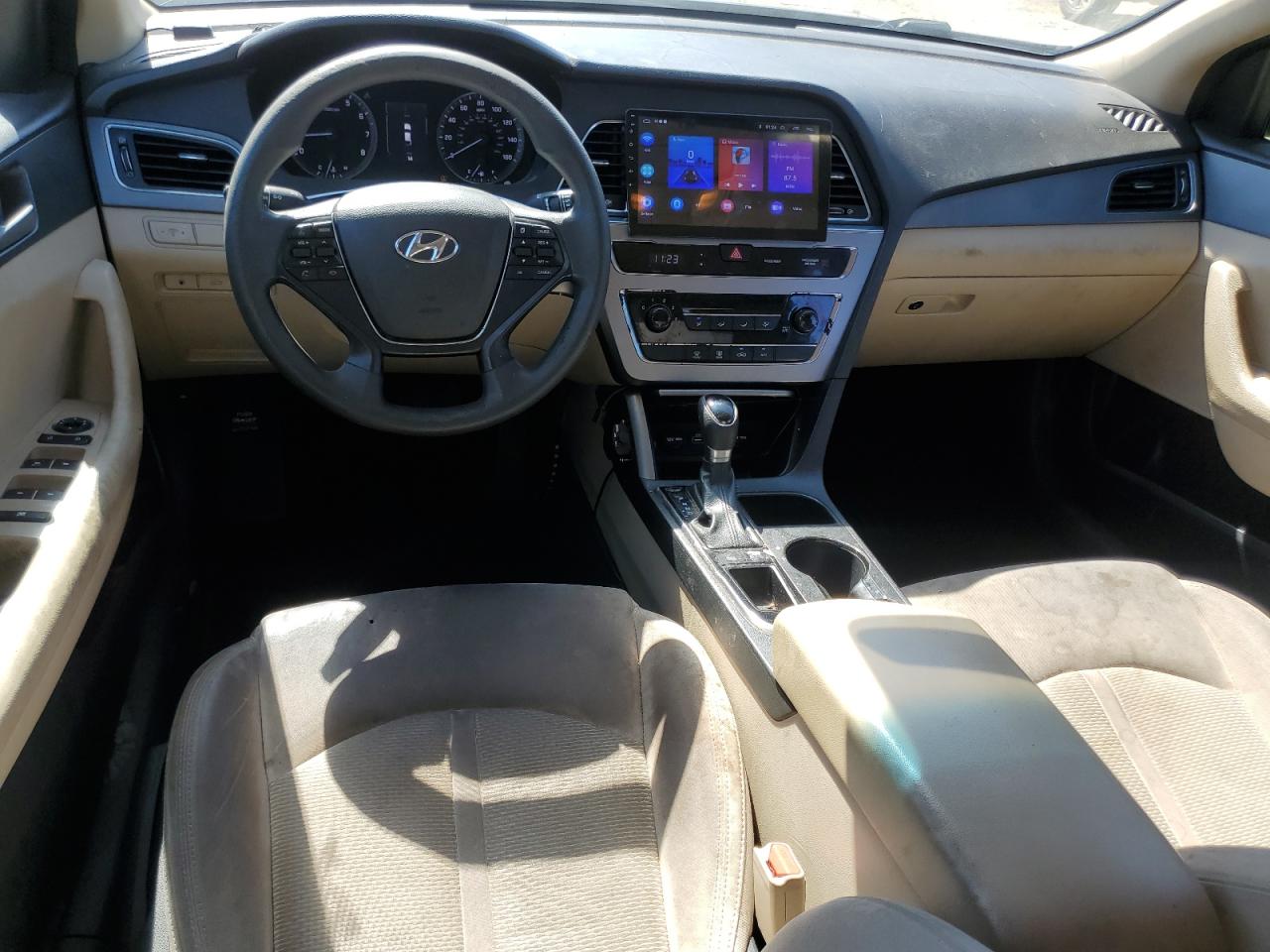 2016 Hyundai Sonata - Image 8