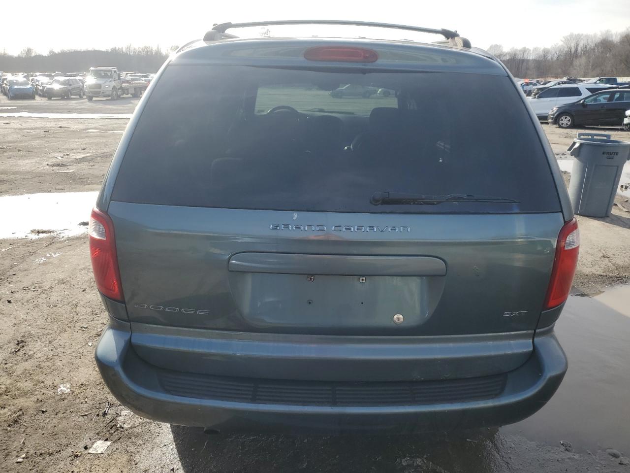 2007 Dodge Caravan - Image 6