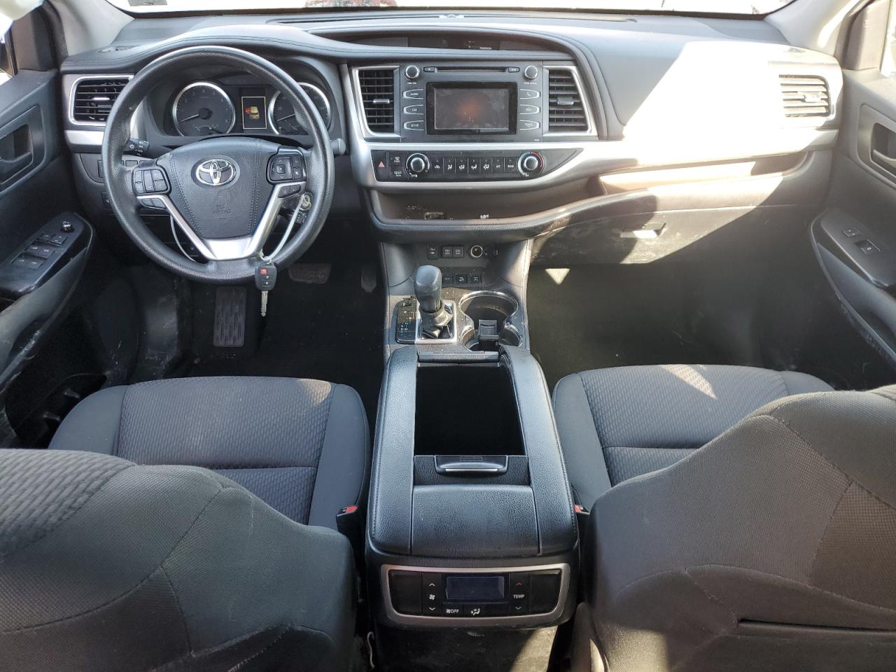 2019 Toyota Highlander - Image 8