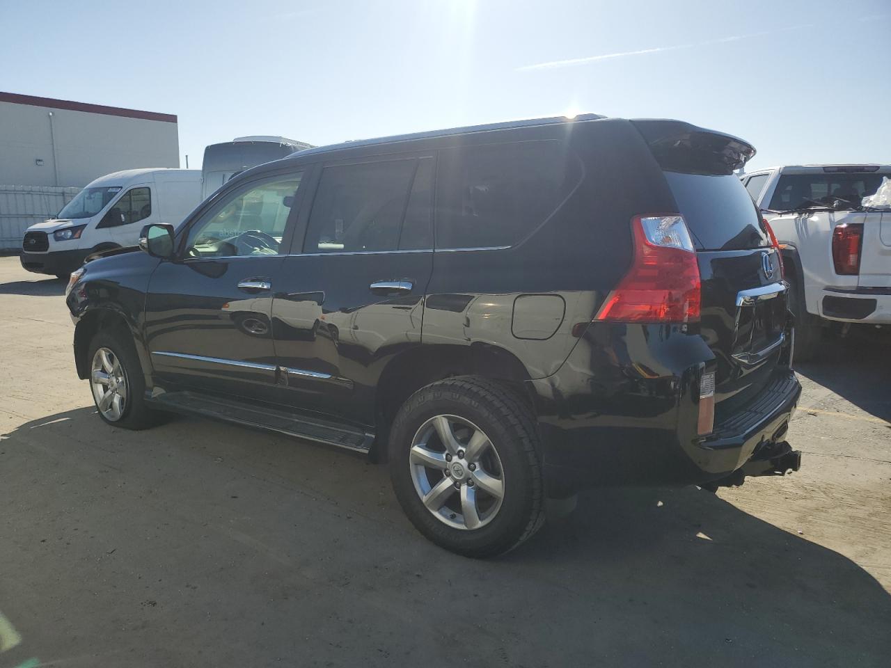 2013 Lexus GX - Image 2