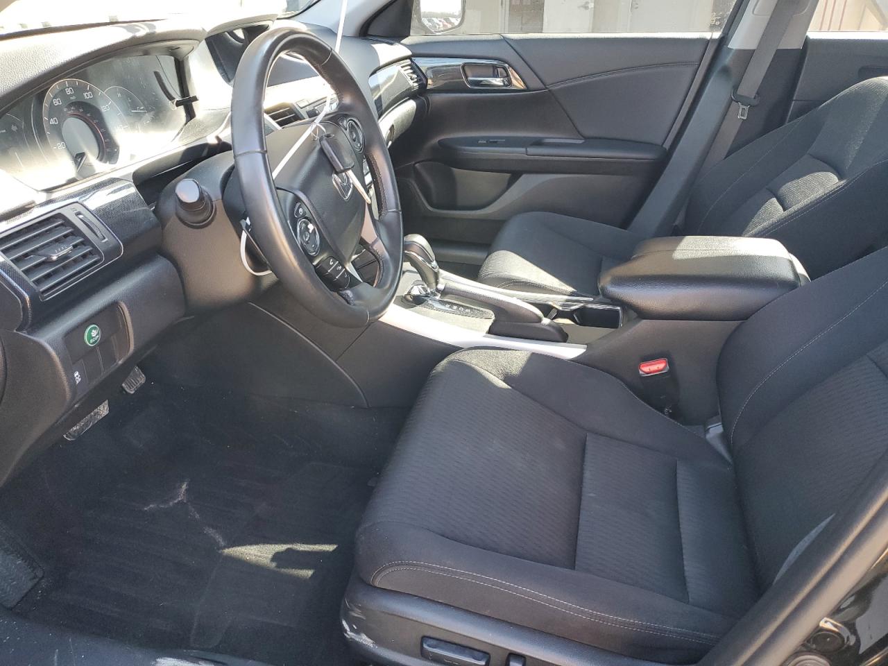 2015 Honda Accord - Image 7
