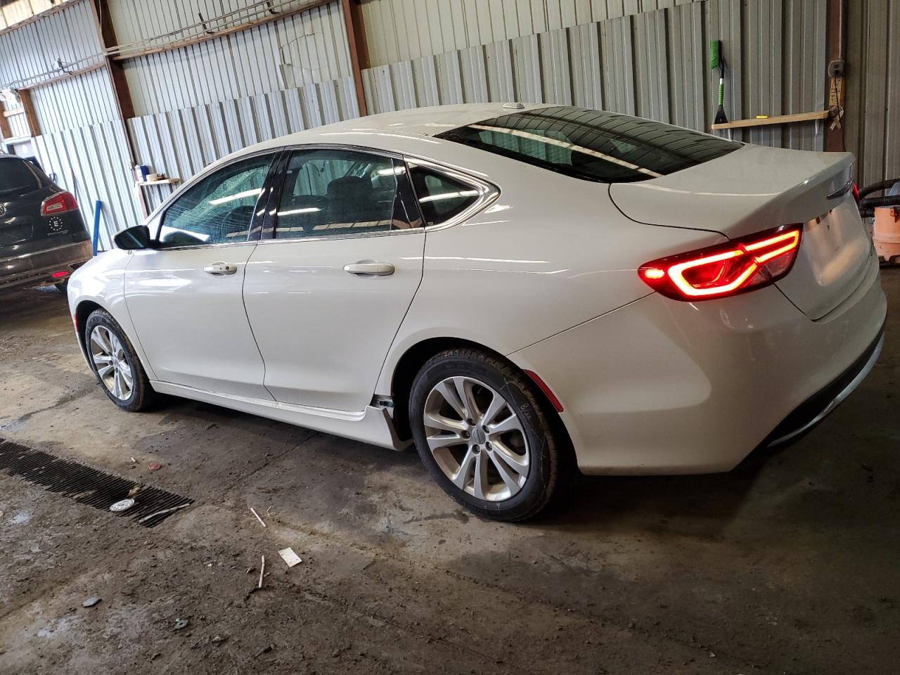 2016 Chrysler 200 - Image 2