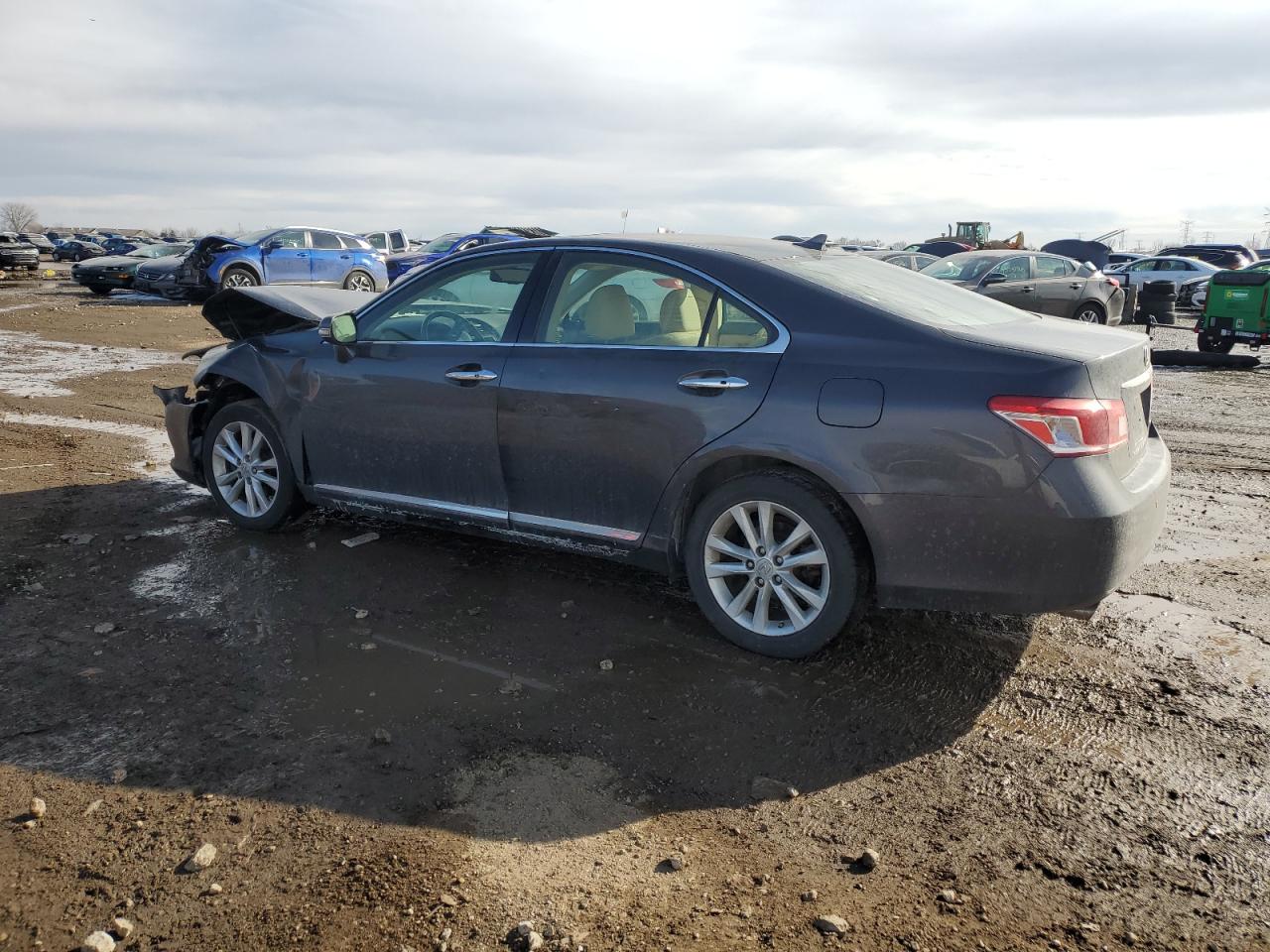 2011 Lexus ES - Image 2