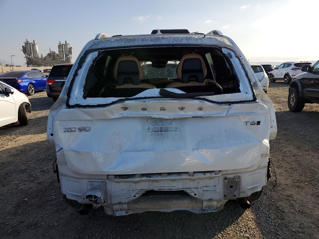 2017 Volvo XC90 - Image 6