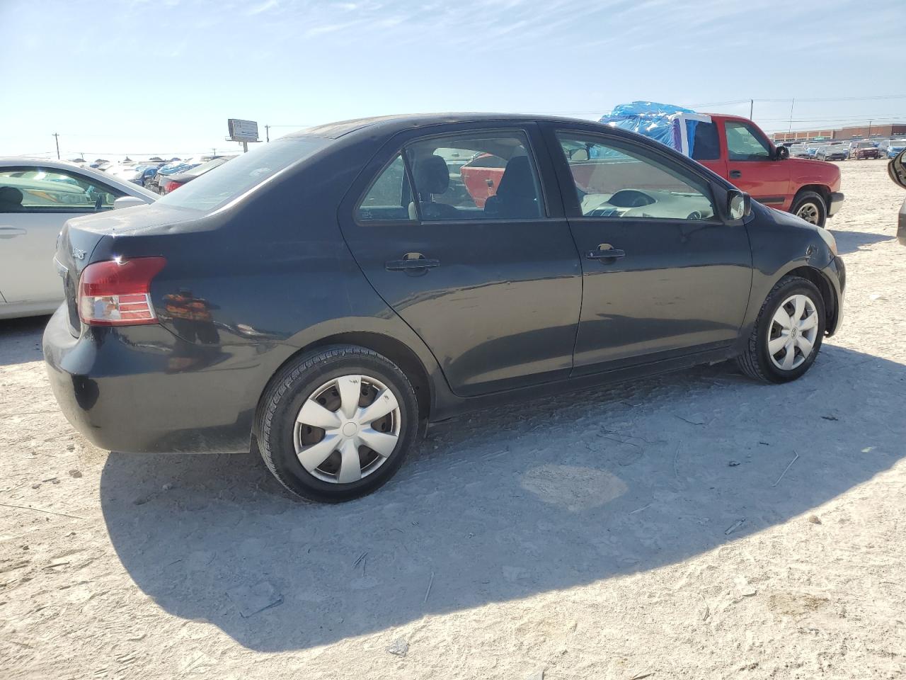 2008 Toyota Yaris - Image 3