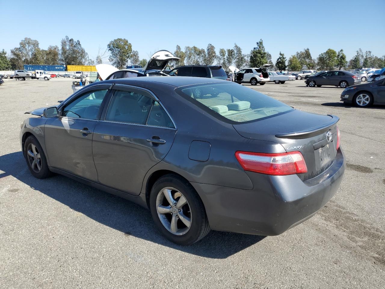 2009 Toyota Camry - Image 2