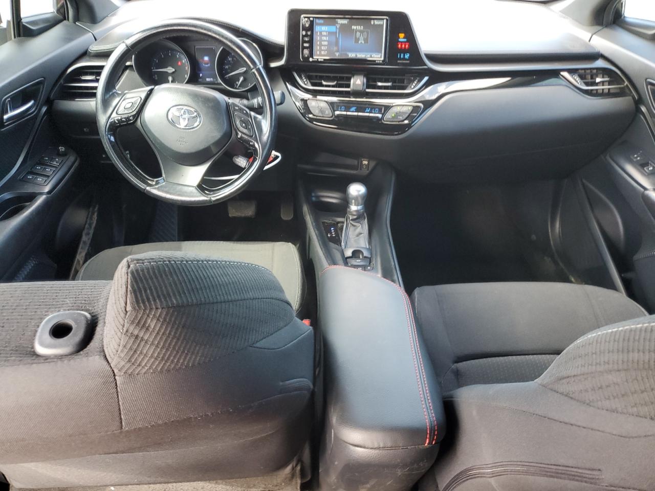 2018 Toyota C-HR - Image 8
