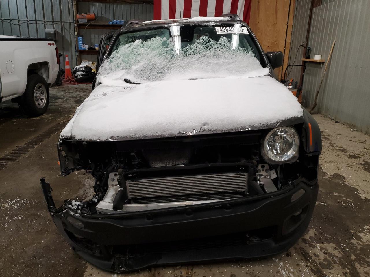 2018 Jeep Renegade - Image 5