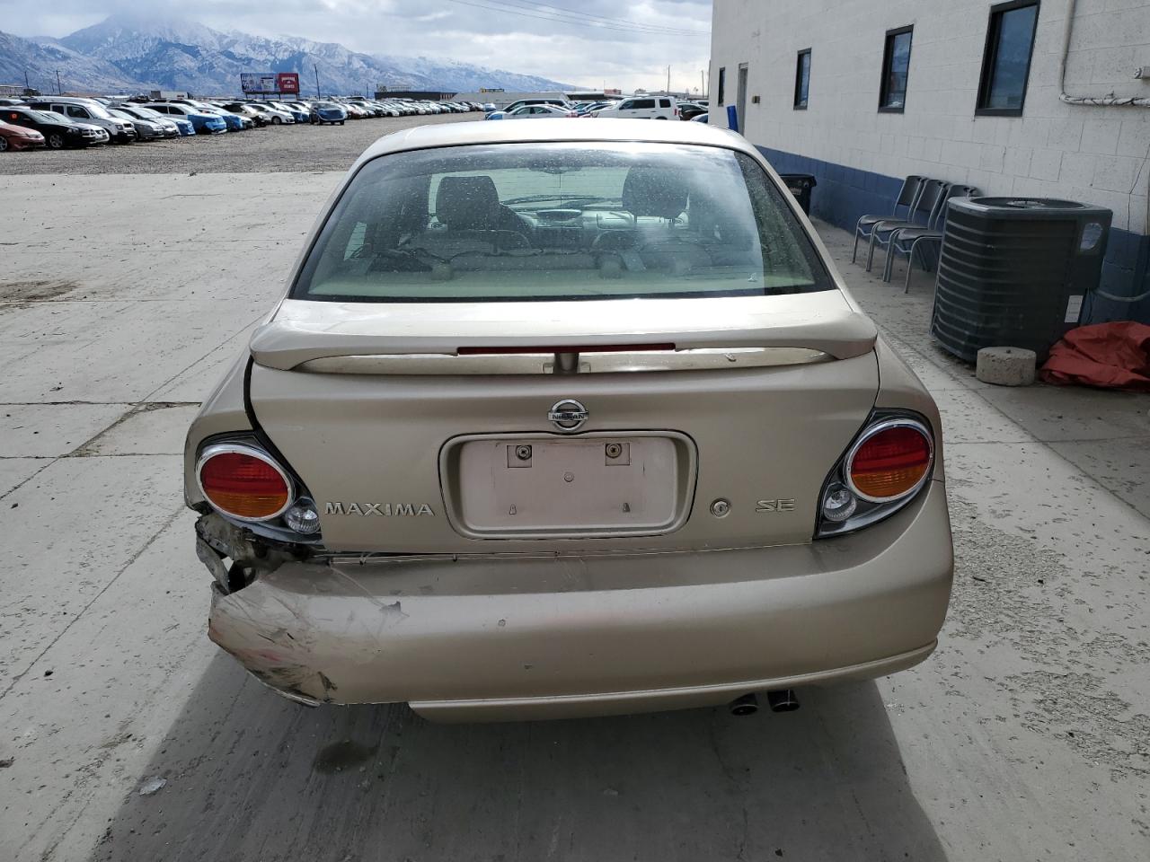 2002 Nissan Maxima - Image 6