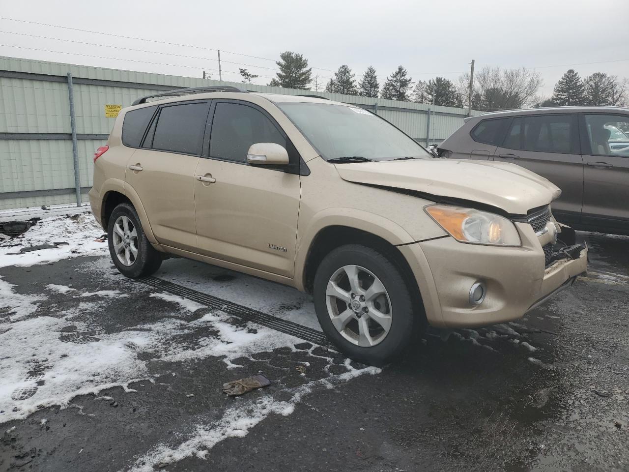 2009 Toyota RAV 4 - Image 4