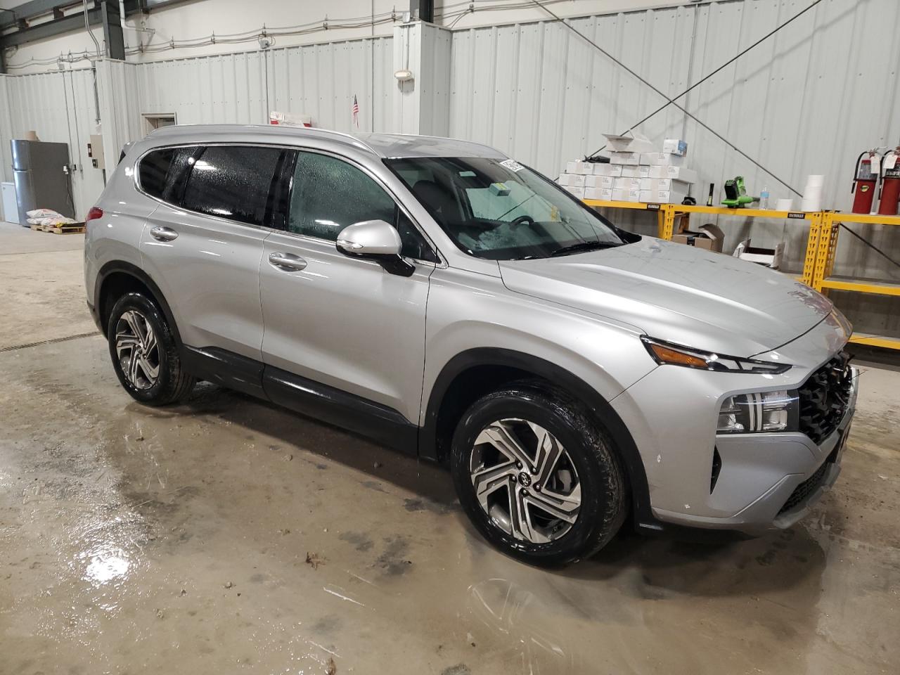 2023 Hyundai Santa Fe - Image 4