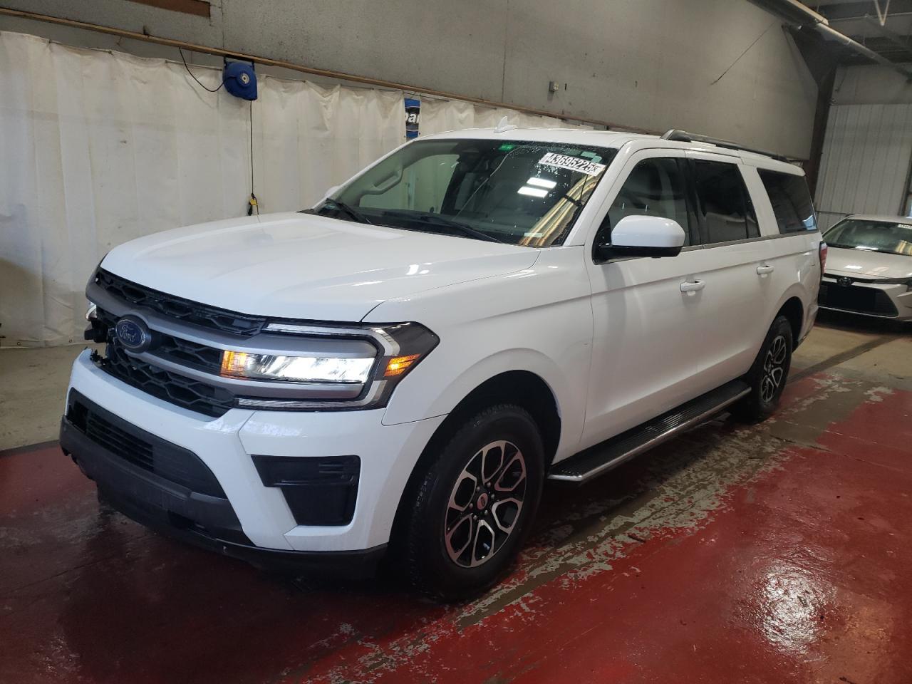 2023 Ford Expedition - Image 1