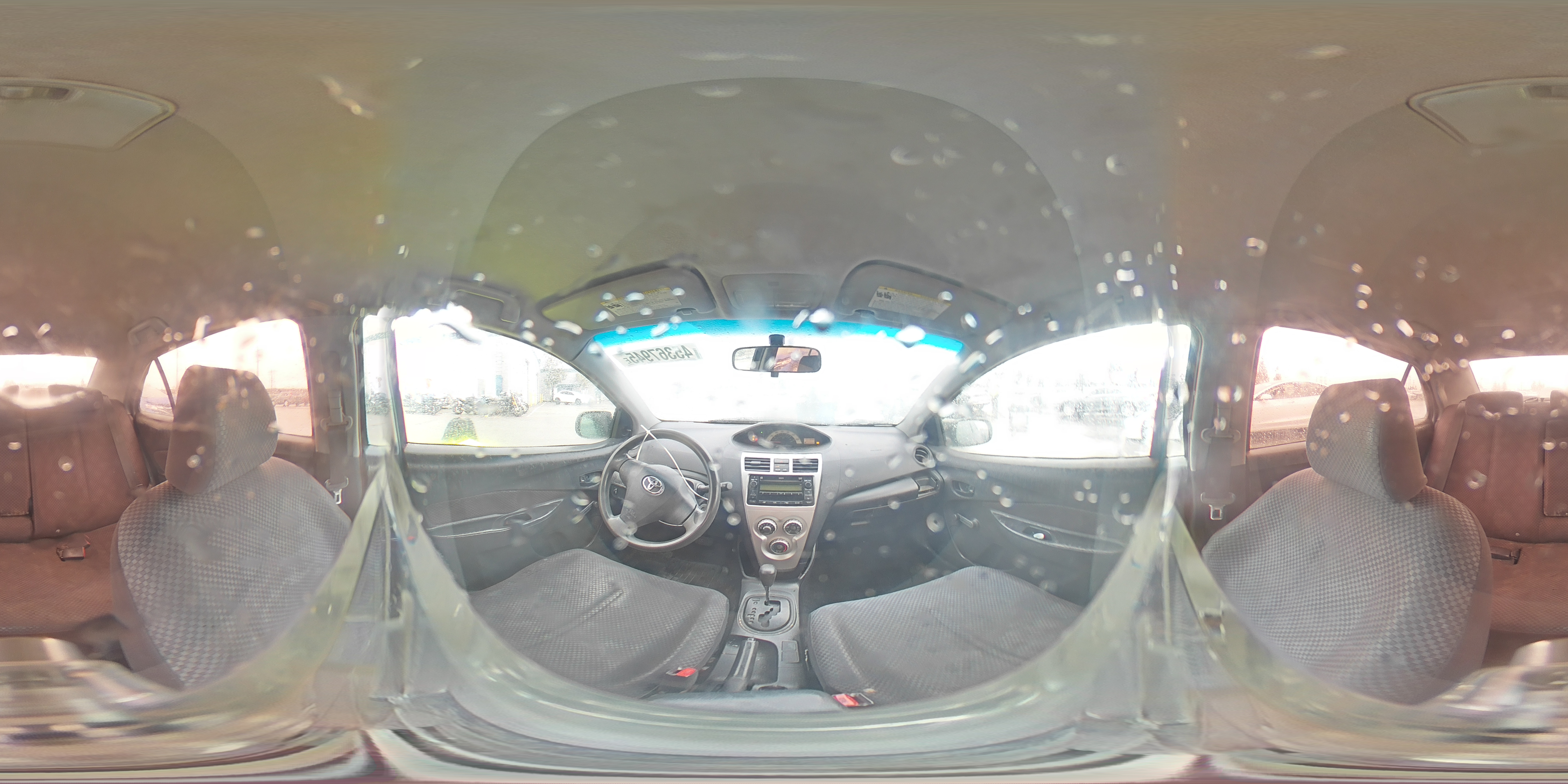 2008 Toyota Yaris - Image 12