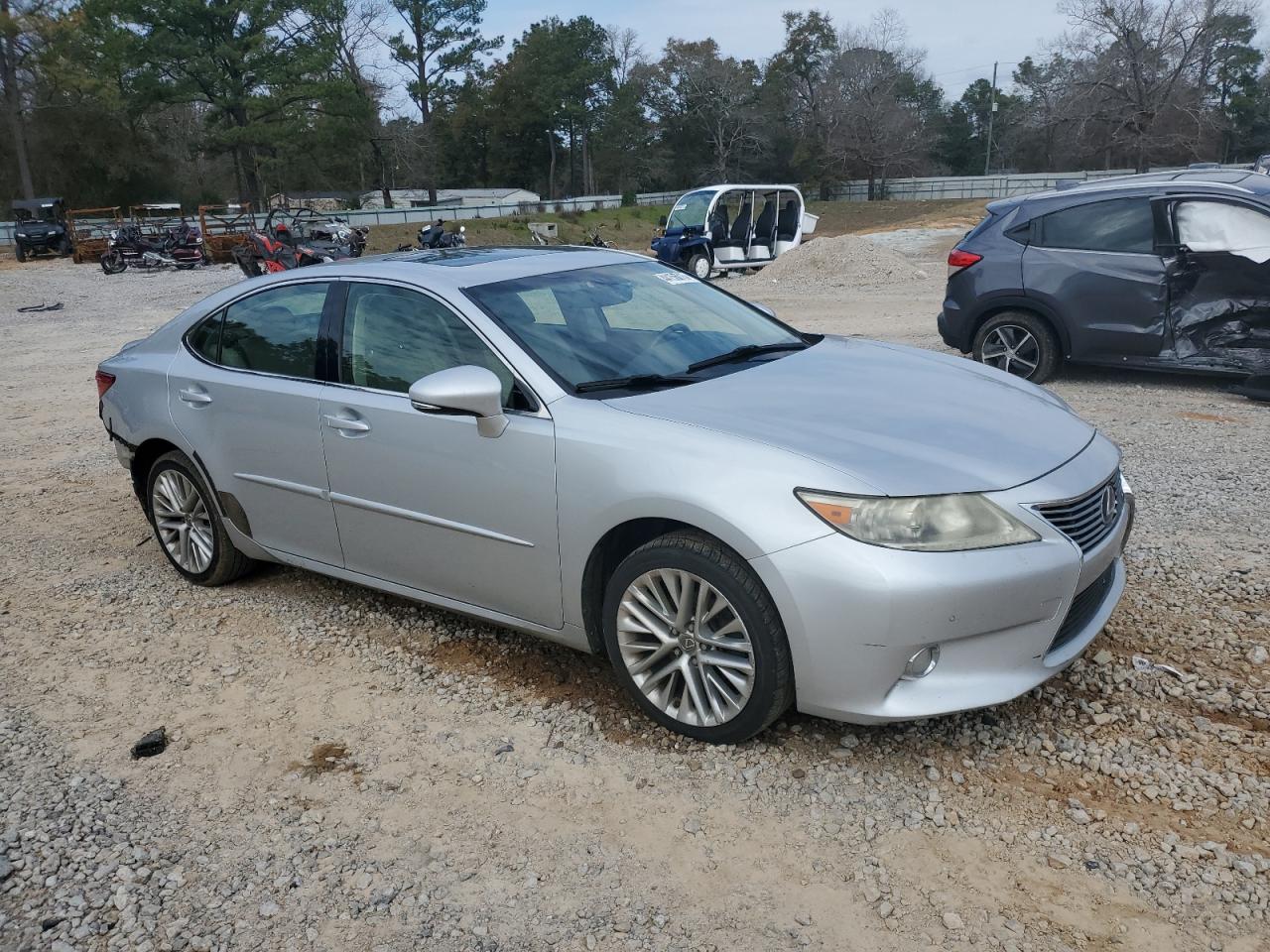 2013 Lexus ES - Image 4
