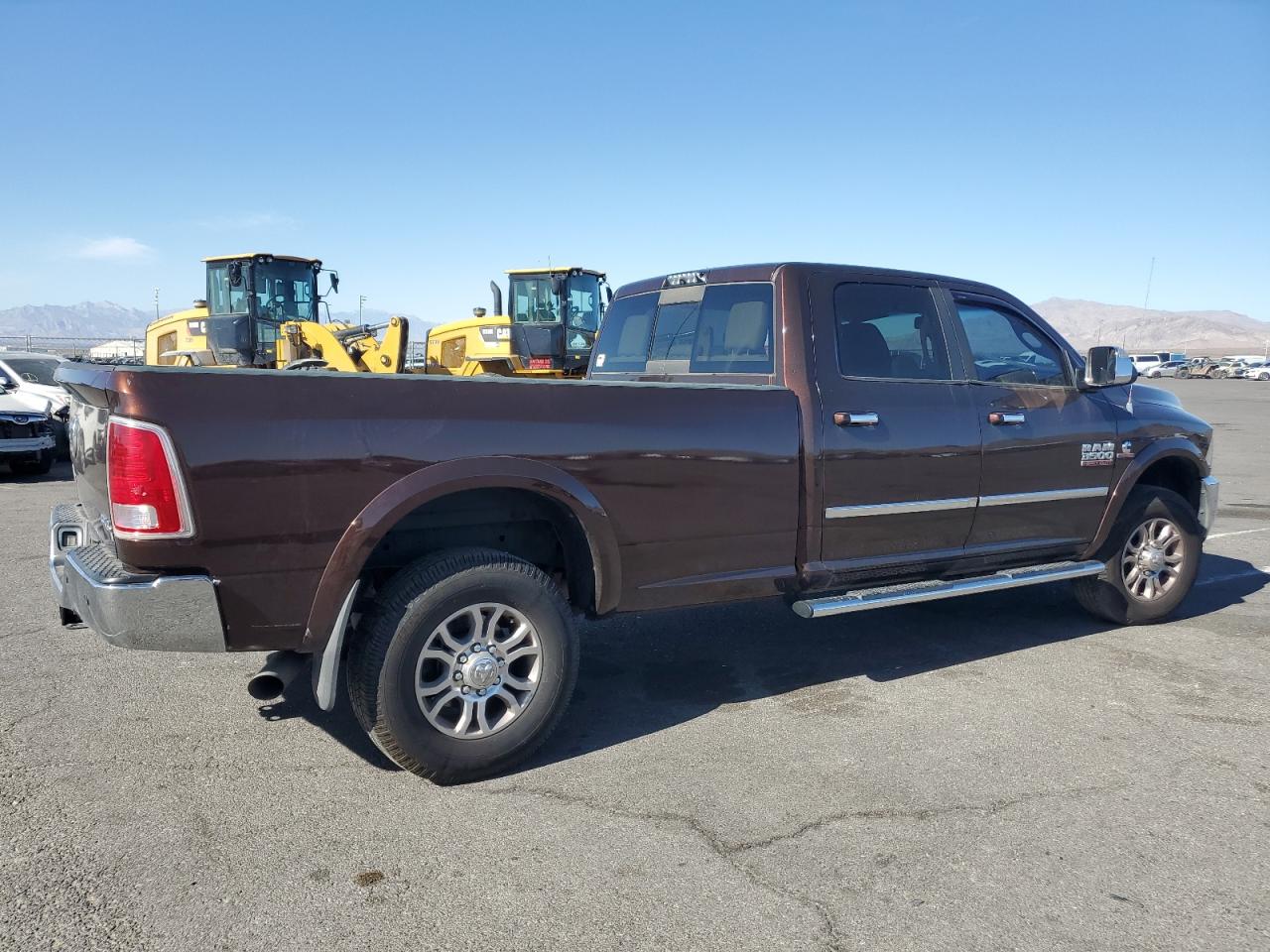 2014 RAM 3500 - Image 3