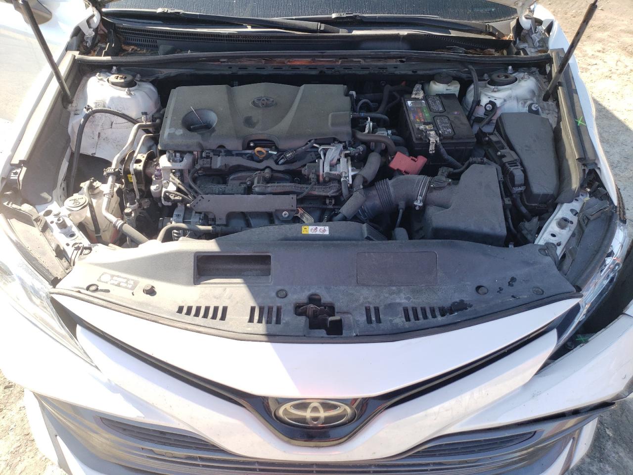 2018 Toyota Camry - Image 11