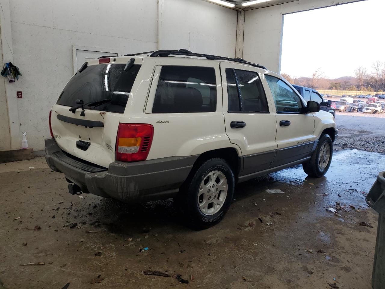 2000 Jeep Grand Cherokee - Image 3