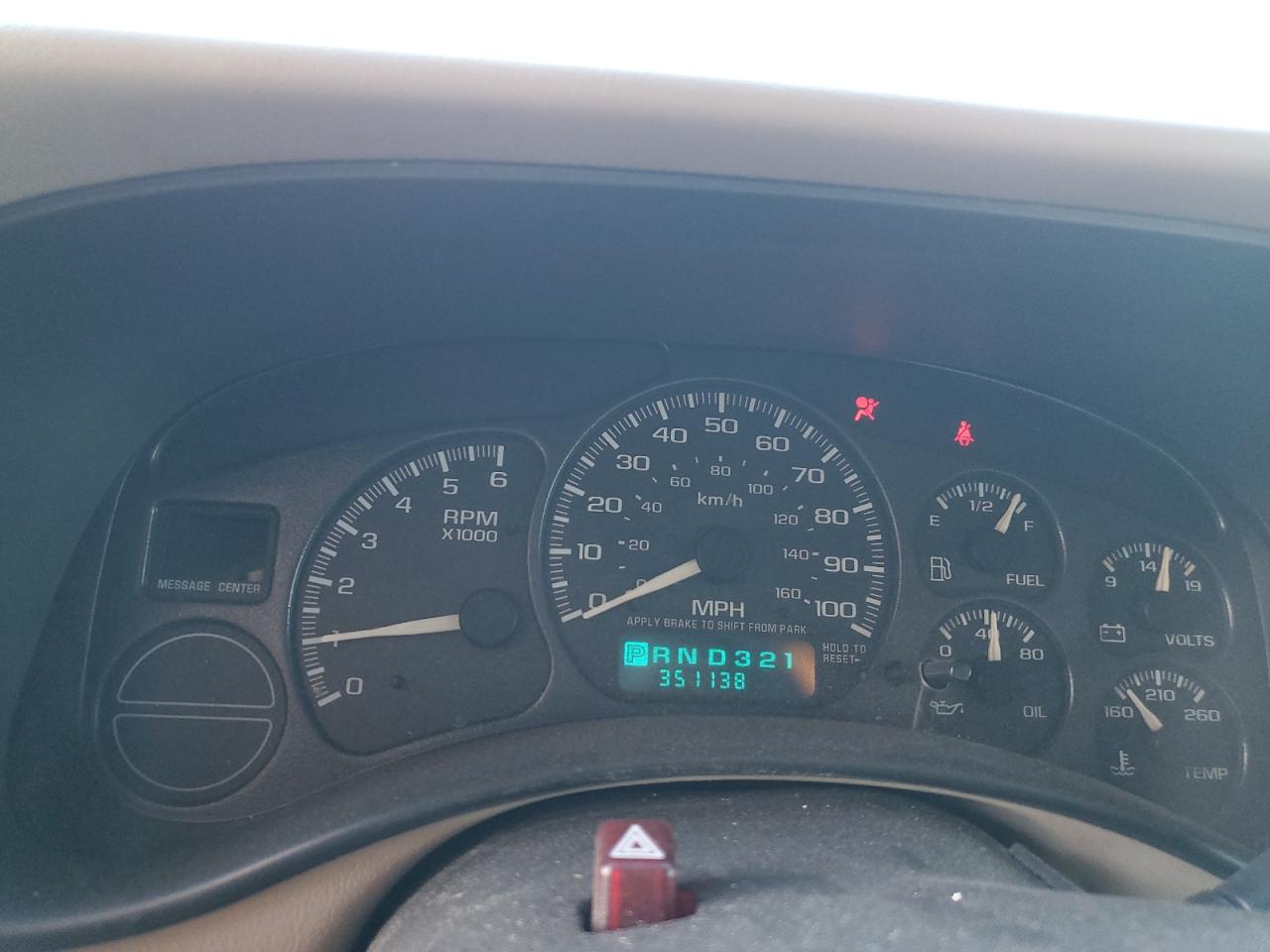 2002 Chevrolet Silverado - Image 9