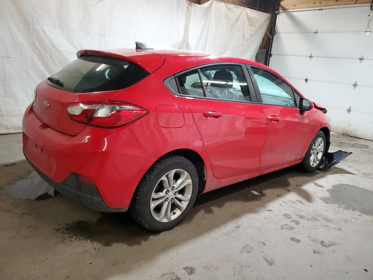 2019 Chevrolet Cruze - Image 3